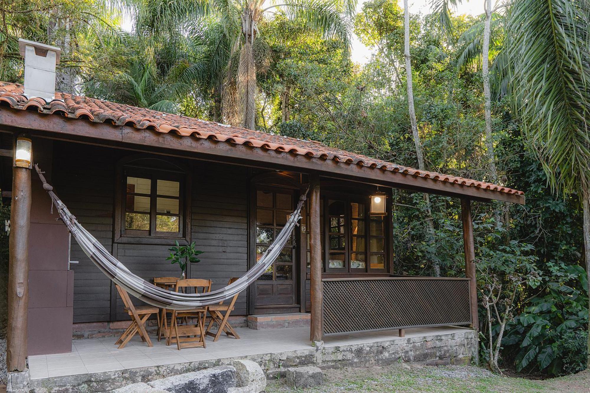 Pousada Villa Agrifoglio Прайя-ду-Роза Экстерьер фото
