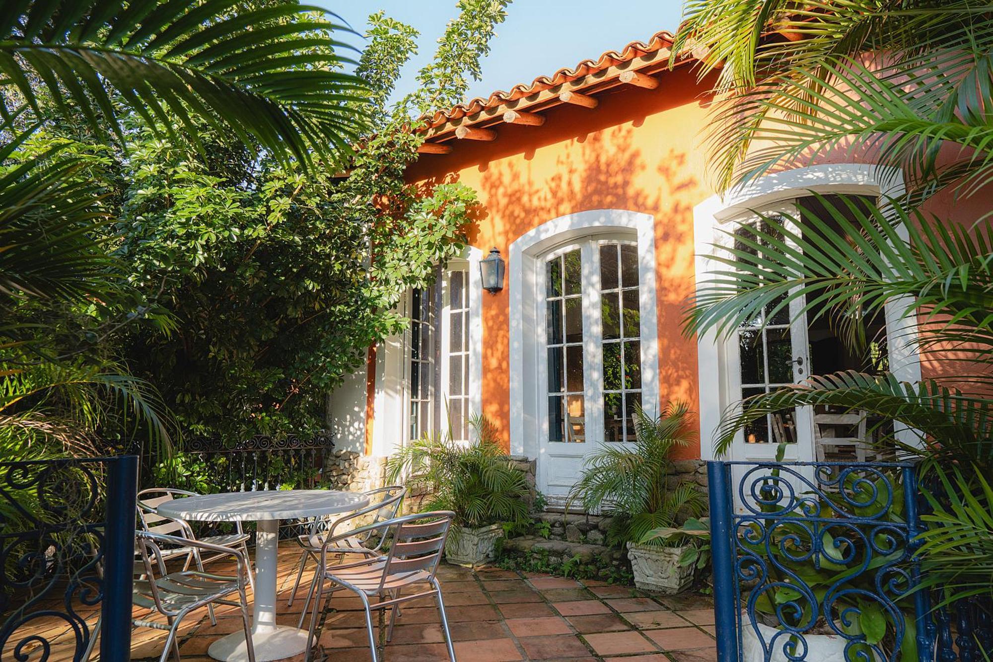 Pousada Villa Agrifoglio Прайя-ду-Роза Экстерьер фото